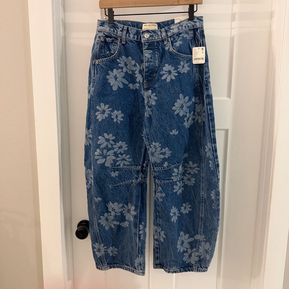 Free People Denim - NWT Free People We The Free Good Luck Daisy Floral Printed Barrel Jeans Size 26